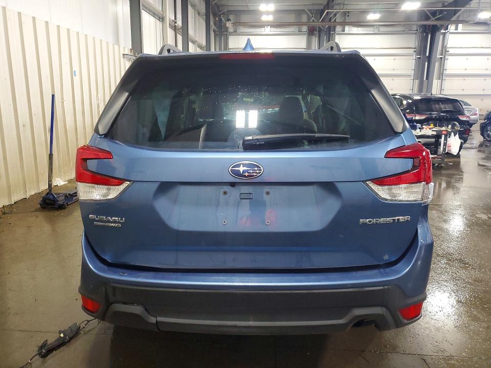 Продаж на аукціоні авто 2023 Subaru Forester, vin: JF2SKAEC7PH427314, номер лоту: 58918596