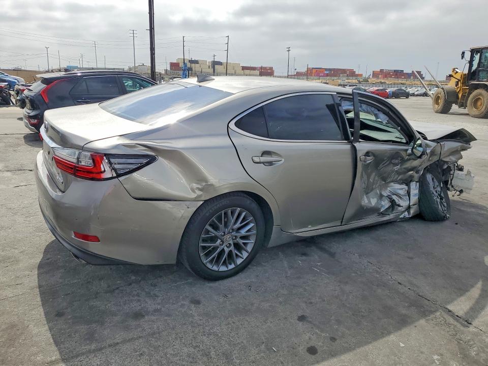 Aukcja sprzedaży 2018 Lexus Es, vin: 58ABK1GG4JU105604, numer aukcji: 55559576