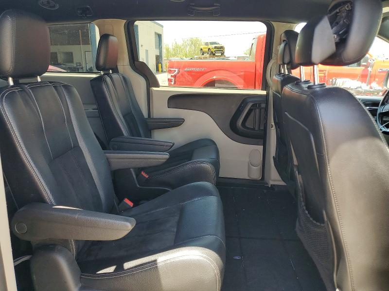 Auction sale of the 2017 Dodge Grand Caravan, vin: 2C4RDGCG5HR716116, lot number: 56354136