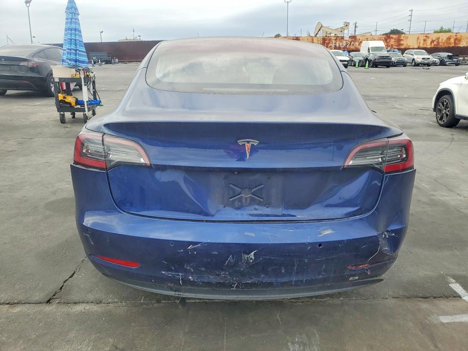 2018 Tesla Model 3 მანქანა იყიდება აუქციონზე, vin: 5YJ3E1EA6JF005602, აუქციონის ნომერი: 56486256