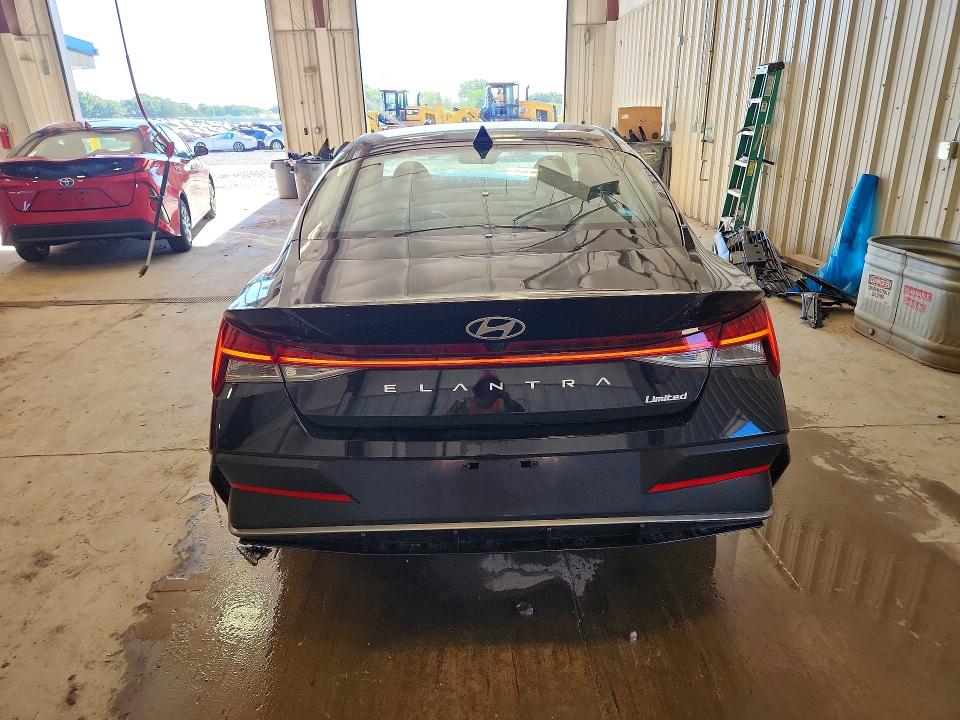 Продаж на аукціоні авто 2025 Hyundai Elantra, vin: KMHLP4DG0SU045924, номер лоту: 57031556