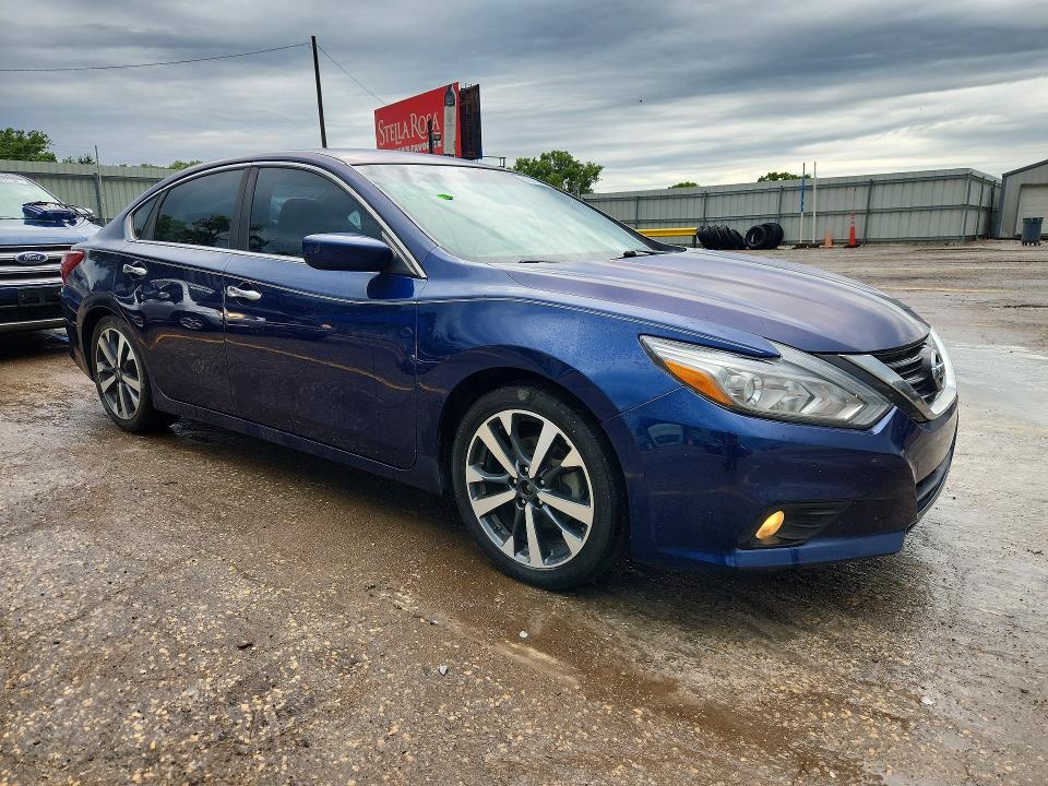 2018 Nissan Altima მანქანა იყიდება აუქციონზე, vin: 1N4AL3AP5JC142407, აუქციონის ნომერი: 57875746