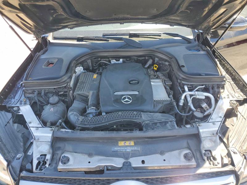 55758076 :رقم المزاد ، WDC0G4JB3JV069010 vin ، 2018 Mercedes-benz Glc مزاد بيع