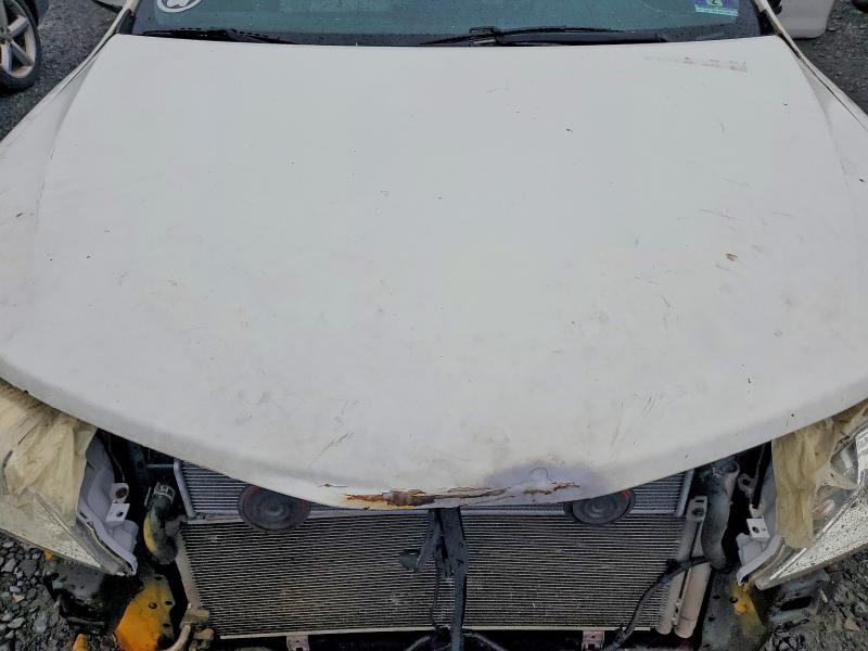 58571796 :رقم المزاد ، 4T1BD1FK1EU104598 vin ، 2014 Toyota Camry Hybrid مزاد بيع