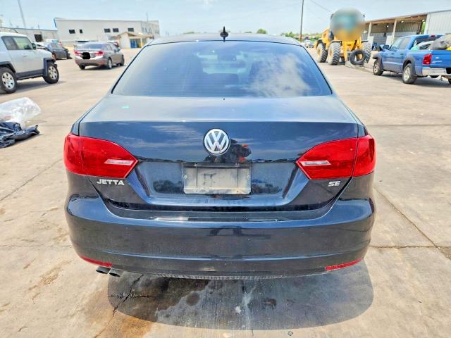 58459866 :رقم المزاد ، 3VWD17AJ6EM366531 vin ، 2014 Volkswagen Jetta مزاد بيع