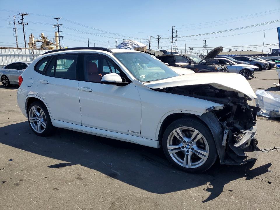 58318546 :رقم المزاد ، WBAVM1C53FV498162 vin ، 2015 Bmw X1 مزاد بيع