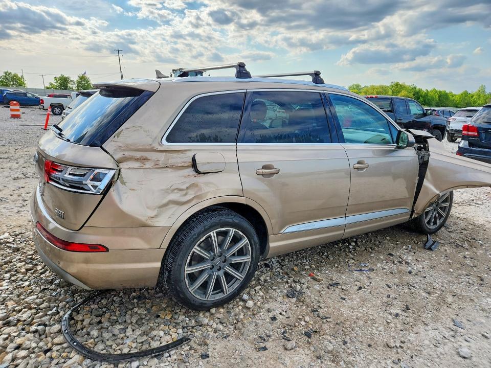 Продажа на аукционе авто 2018 Audi Q7, vin: WA1VAAF72JD000079, номер лота: 55599156