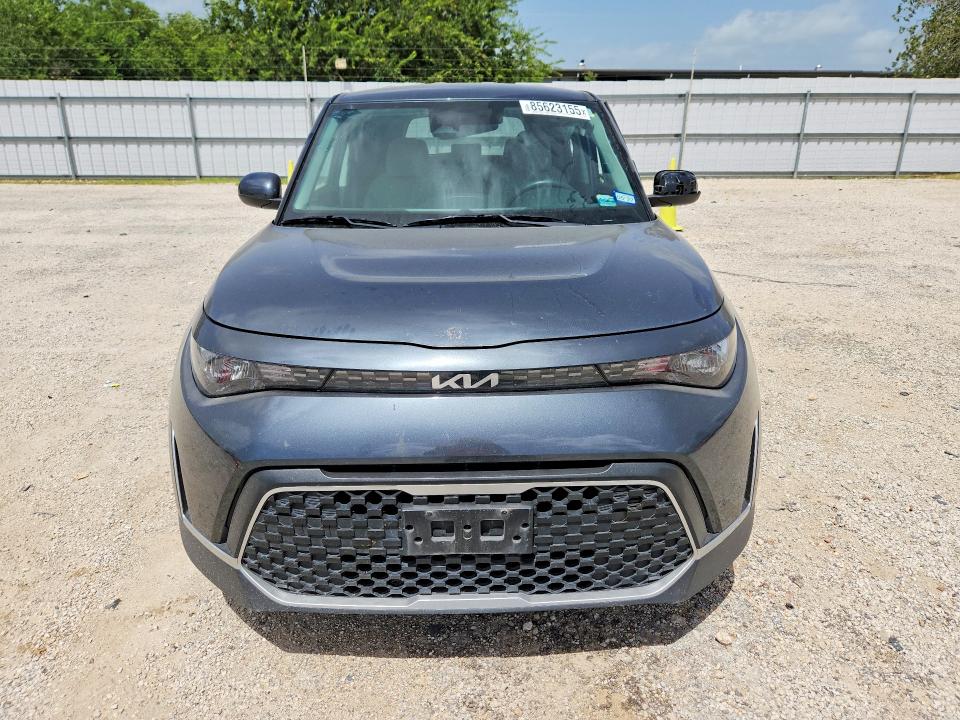 85623155 :رقم المزاد ، KNDJ23AU5P7195600 vin ، 2023 Kia Soul مزاد بيع