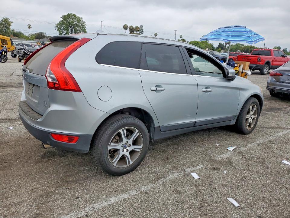 56840786 :رقم المزاد ، YV4902DZ5D2428259 vin ، 2013 Volvo Xc60 مزاد بيع