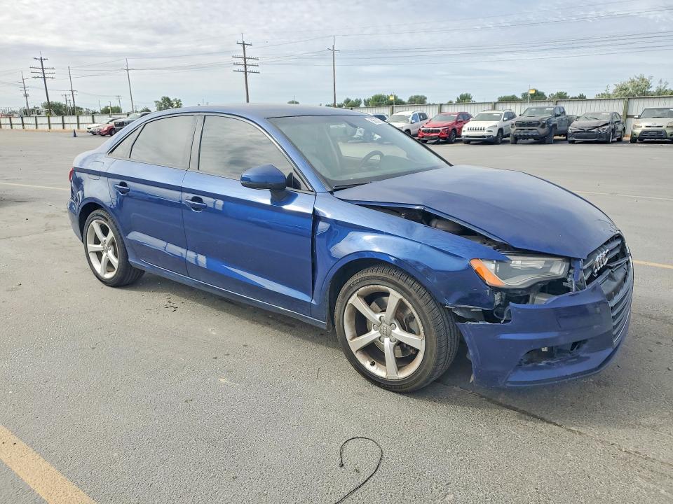 Продаж на аукціоні авто 2015 Audi A3, vin: WAUACGFF3F1099719, номер лоту: 56552136