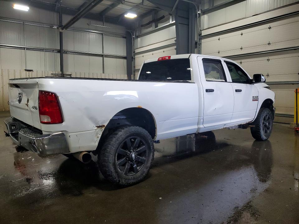 56512366 :رقم المزاد ، 3C6UR5HLXGG260499 vin ، 2016 Ram 2500 مزاد بيع