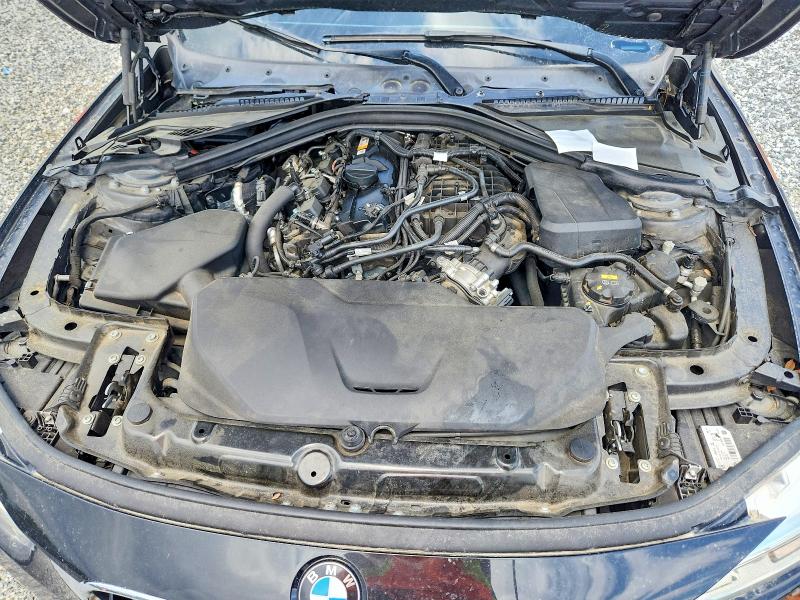 55550776 :رقم المزاد ، WBA8B9G54HNU50975 vin ، 2017 Bmw 330 مزاد بيع