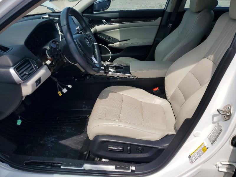 Продажа на аукционе авто 2018 Honda Accord, vin: 1HGCV1F56JA106019, номер лота: 57060386