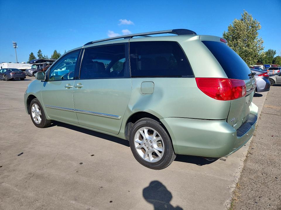 Продажа на аукционе авто 2006 Toyota Sienna, vin: 5TDBA22C26S059890, номер лота: 57923966