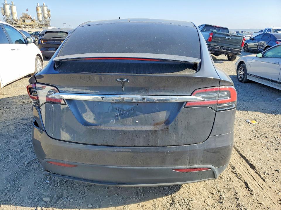 Продажа на аукционе авто 2017 Tesla Model X, vin: 5YJXCDE20HF074510, номер лота: 58794726