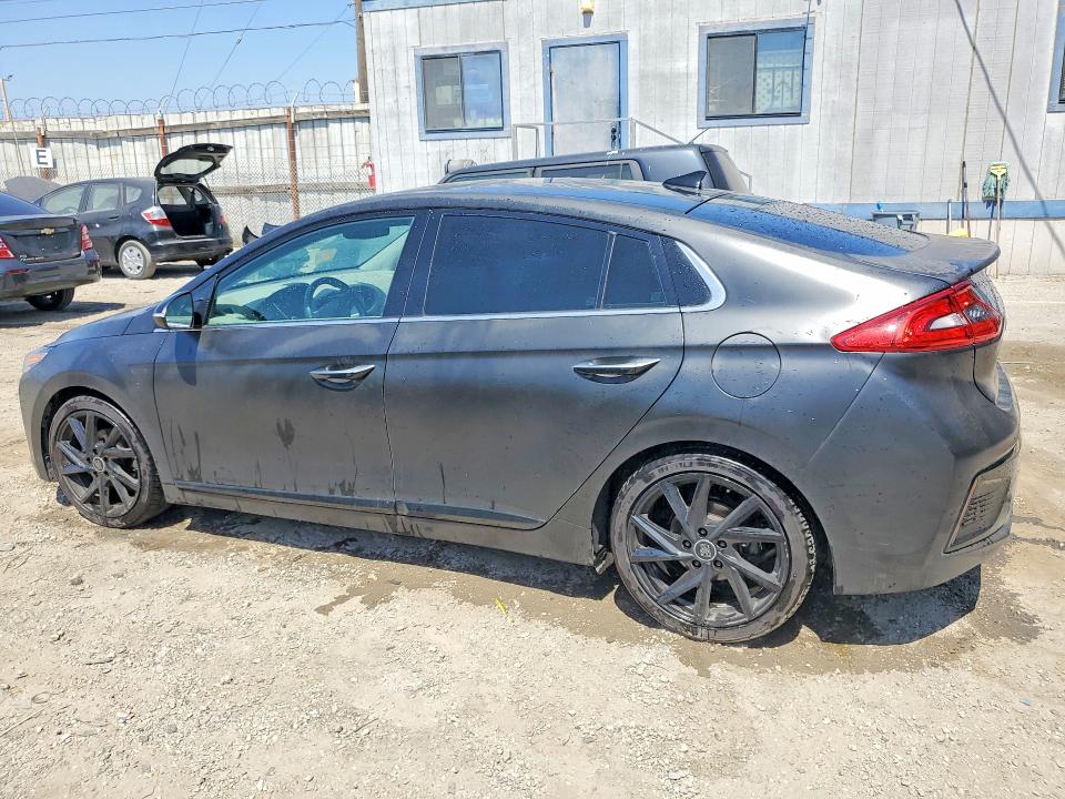 2017 Hyundai Ioniq მანქანა იყიდება აუქციონზე, vin: KMHC05LC4HU030229, აუქციონის ნომერი: 55805996