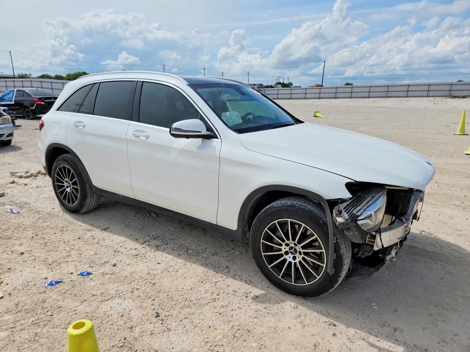 56143336 :رقم المزاد ، WDC0G4JB5JV090229 vin ، 2018 Mercedes-benz Glc مزاد بيع