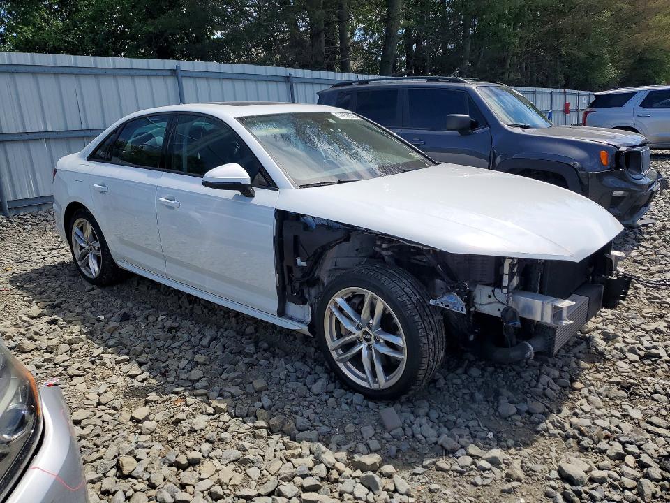 Продажа на аукционе авто 2017 Audi A4, vin: WAUDNAF47HN049940, номер лота: 56253566