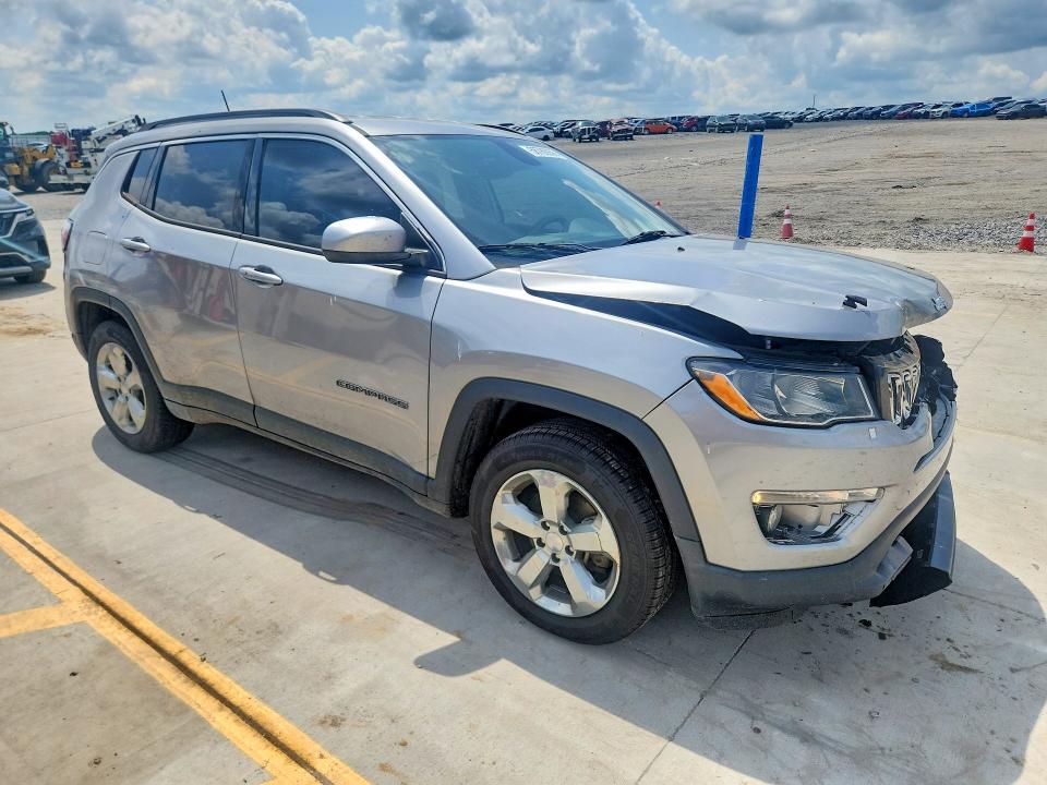 58788936 :رقم المزاد ، 3C4NJCBB1HT658511 vin ، 2017 Jeep Compass مزاد بيع