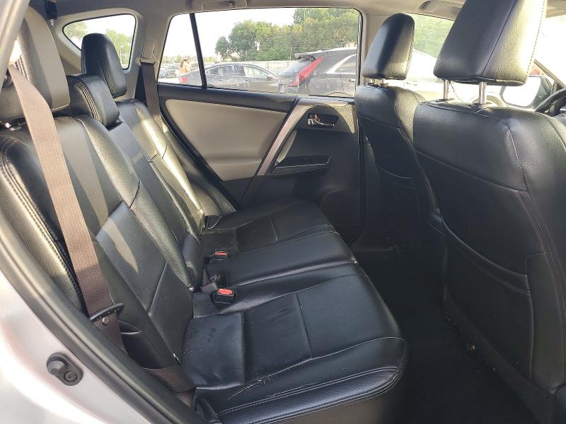 58392926 :رقم المزاد ، JTMRFREV4JJ204844 vin ، 2018 Toyota Rav4 مزاد بيع
