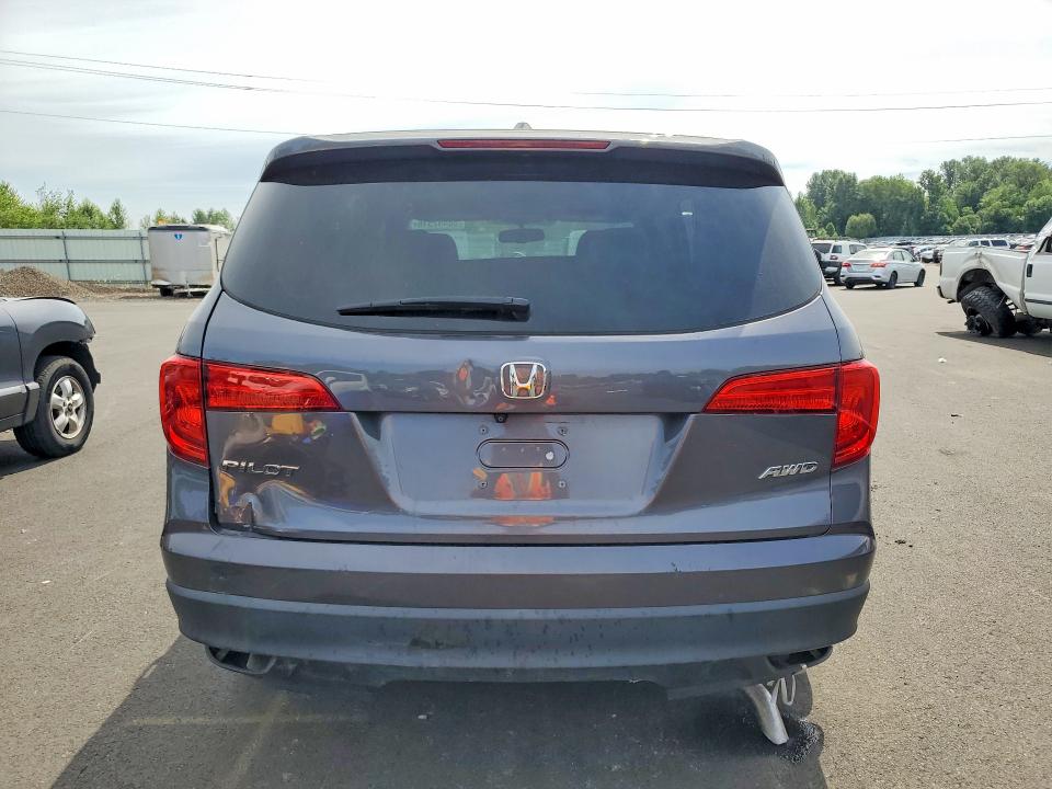 58492516 :رقم المزاد ، 5FNYF6H58JB026529 vin ، 2018 Honda Pilot مزاد بيع