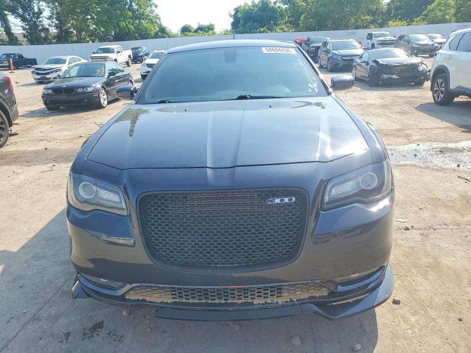 58604436 :رقم المزاد ، 2C3CCABGXKH689505 vin ، 2019 Chrysler 300 مزاد بيع
