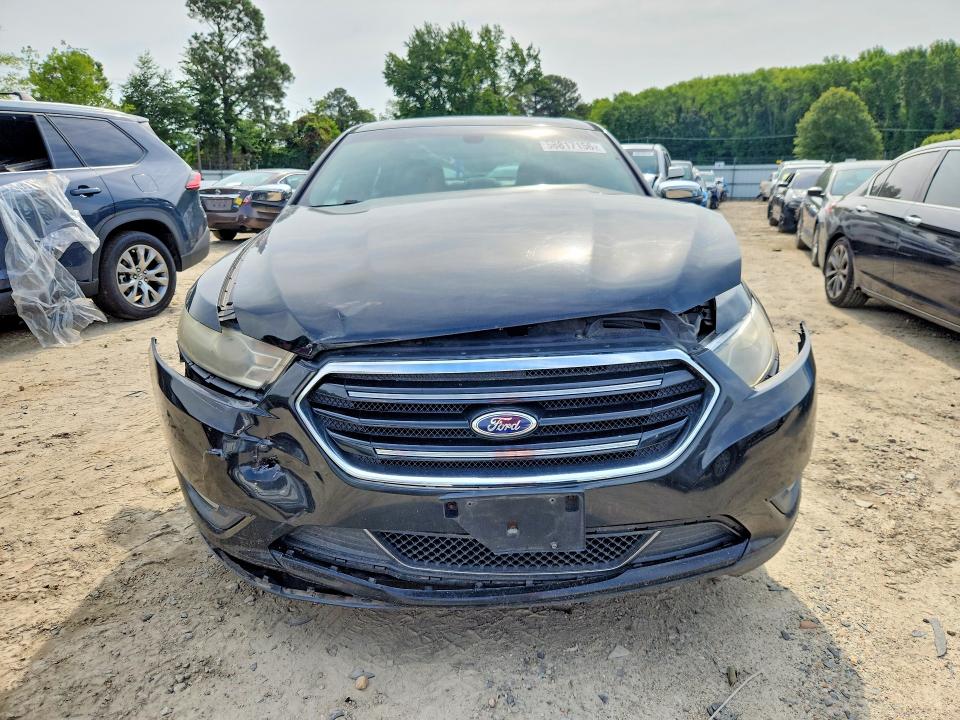 58817156 :رقم المزاد ، 1FAHP2F89DG204144 vin ، 2013 Ford Taurus مزاد بيع