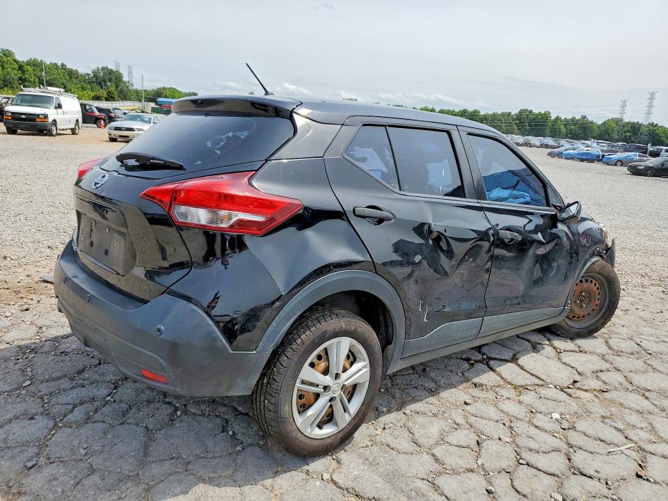 58068986 :رقم المزاد ، 3N1CP5BV6LL537495 vin ، 2020 Nissan Kicks مزاد بيع