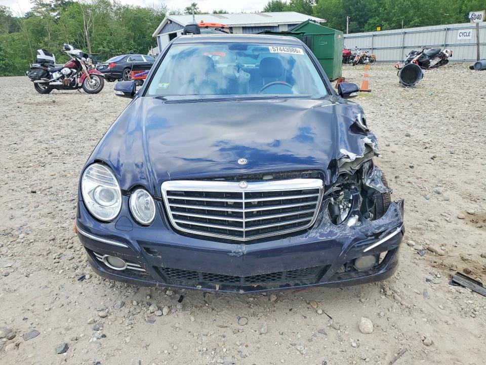 57443986 :رقم المزاد ، WDBUF56X07B169482 vin ، 2007 Mercedes-benz E مزاد بيع