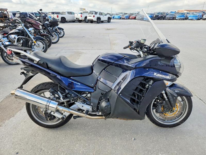 57333826 :رقم المزاد ، JKBZGNC1XAA000612 vin ، 2010 Kawasaki Zg1400 مزاد بيع