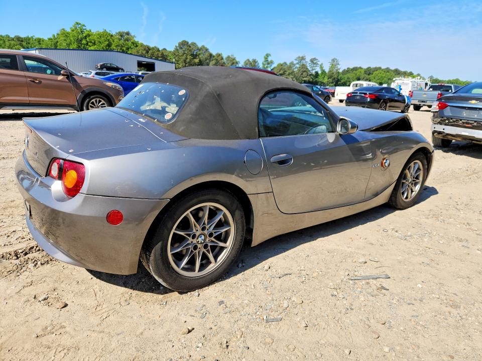 55323766 :رقم المزاد ، 4USBT33574LS50682 vin ، 2004 Bmw Z4 مزاد بيع