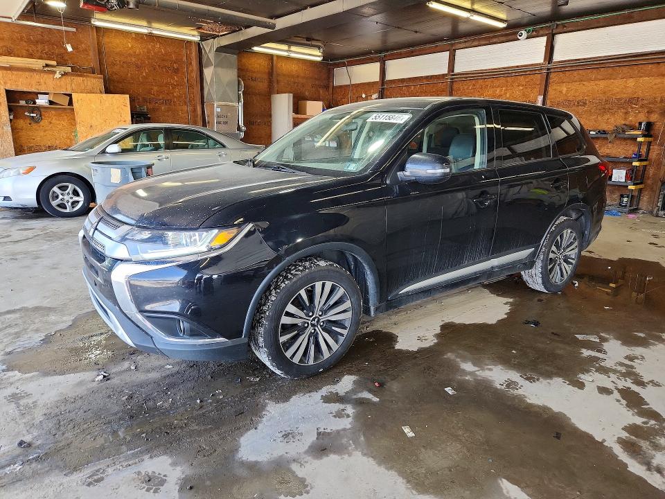 Продажа на аукционе авто 2019 Mitsubishi Outlander, vin: JA4AZ3A34KZ044175, номер лота: 55115846