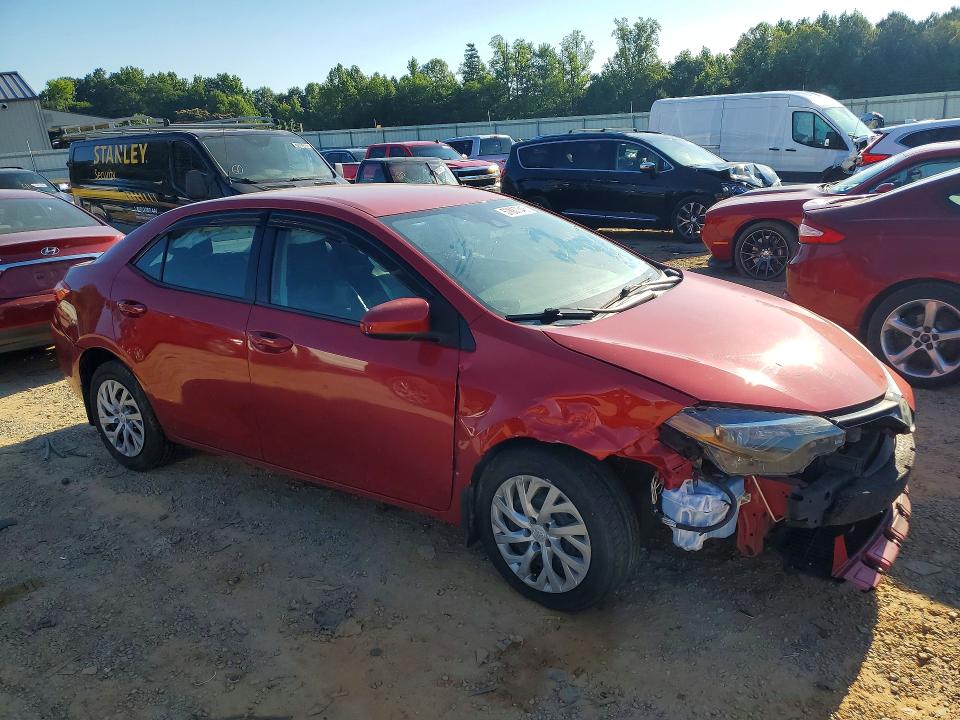 57867346 :رقم المزاد ، 2T1BURHE5HC872063 vin ، 2017 Toyota Corolla مزاد بيع