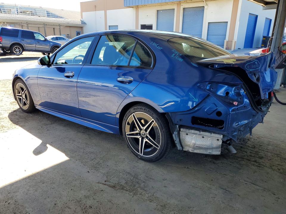 2022 Mercedes-benz C მანქანა იყიდება აუქციონზე, vin: W1KAF4GB7NR049559, აუქციონის ნომერი: 55902756