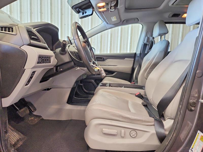 58696306 :رقم المزاد ، 5FNRL6H89JB098847 vin ، 2018 Honda Odyssey مزاد بيع