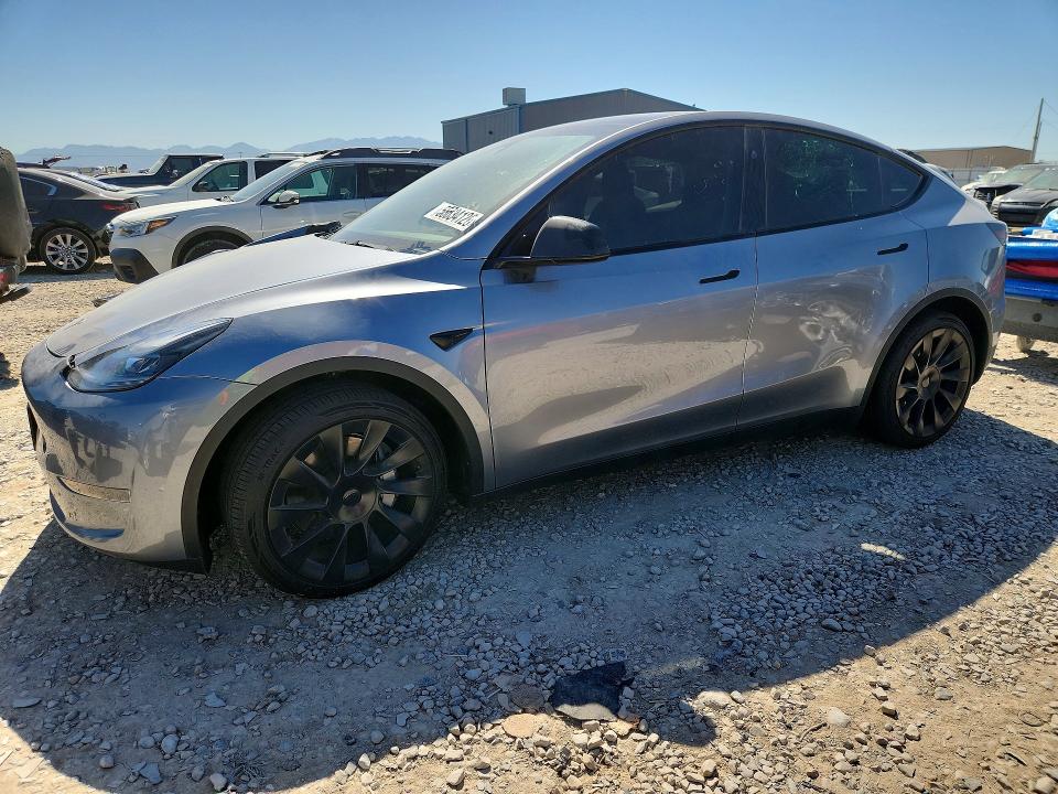Auction sale of the 2024 Tesla Model Y, vin: 7SAYGDED7RA335305, lot number: 55634126