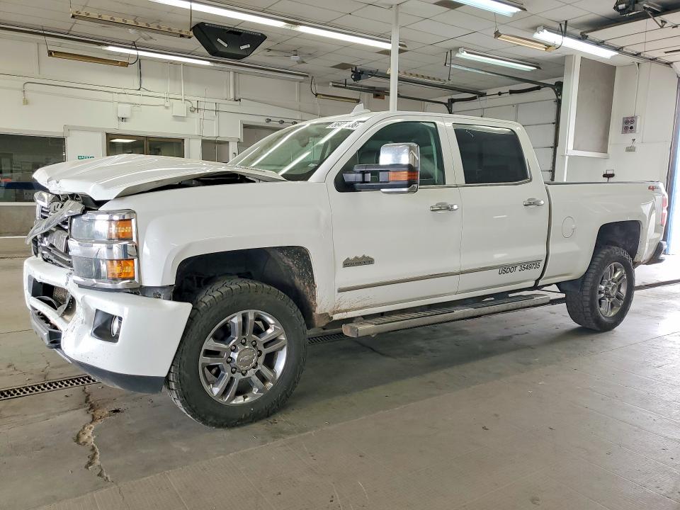 Auction sale of the 2015 Chevrolet Silverado, vin: 1GC1KXE8XFF583298, lot number: 56424336
