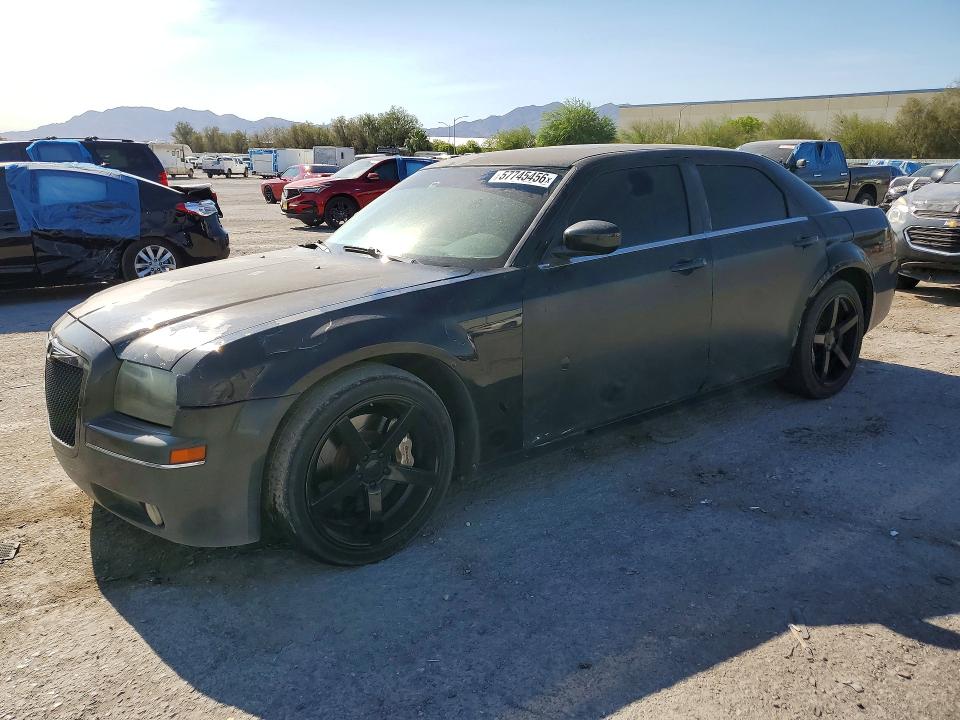 Auction sale of the 2006 Chrysler 300c, vin: 2C3LA73W66H399962, lot number: 57745456