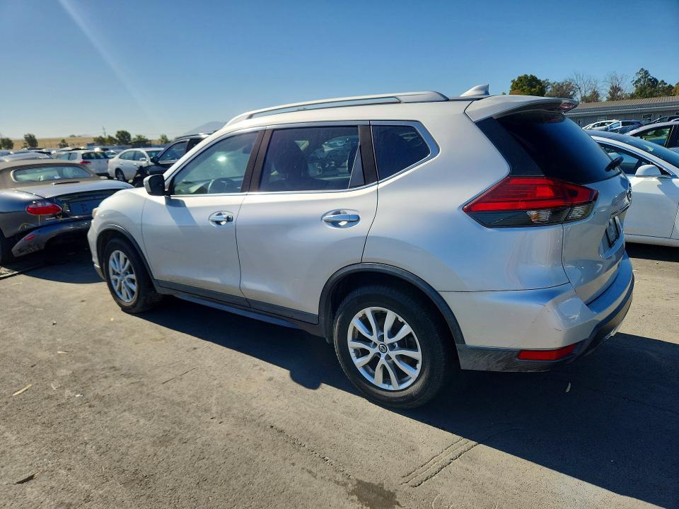 2017 Nissan Rogue მანქანა იყიდება აუქციონზე, vin: KNMAT2MT6HP537728, აუქციონის ნომერი: 54632136