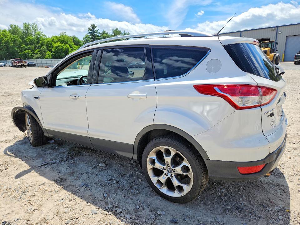 2015 Ford Escape მანქანა იყიდება აუქციონზე, vin: 1FMCU9J97FUA30127, აუქციონის ნომერი: 57904956