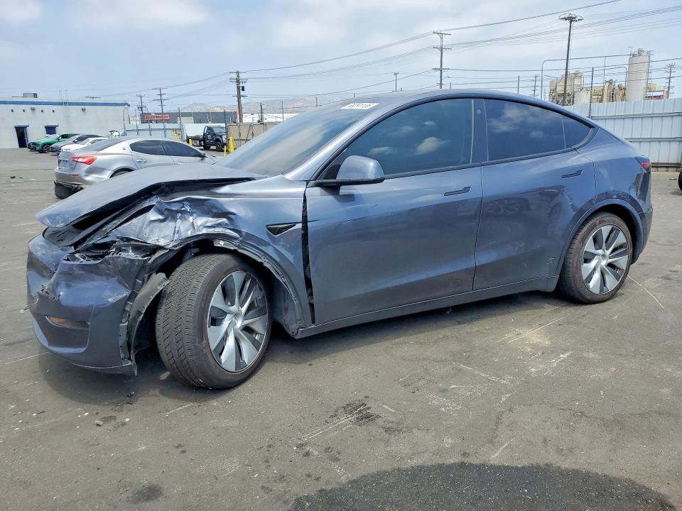 58291136 :رقم المزاد ، 7SAYGAEE3PF618601 vin ، 2023 Tesla Model Y مزاد بيع