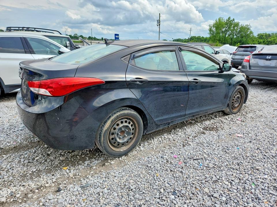 58094276 :رقم المزاد ، KMHDH4AE5DU592436 vin ، 2013 Hyundai Elantra مزاد بيع