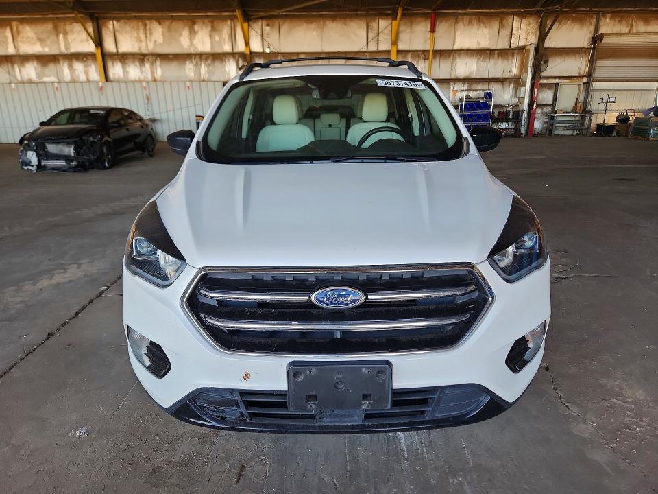 2018 Ford Escape მანქანა იყიდება აუქციონზე, vin: 1FMCU0HDXJUD05486, აუქციონის ნომერი: 56737416