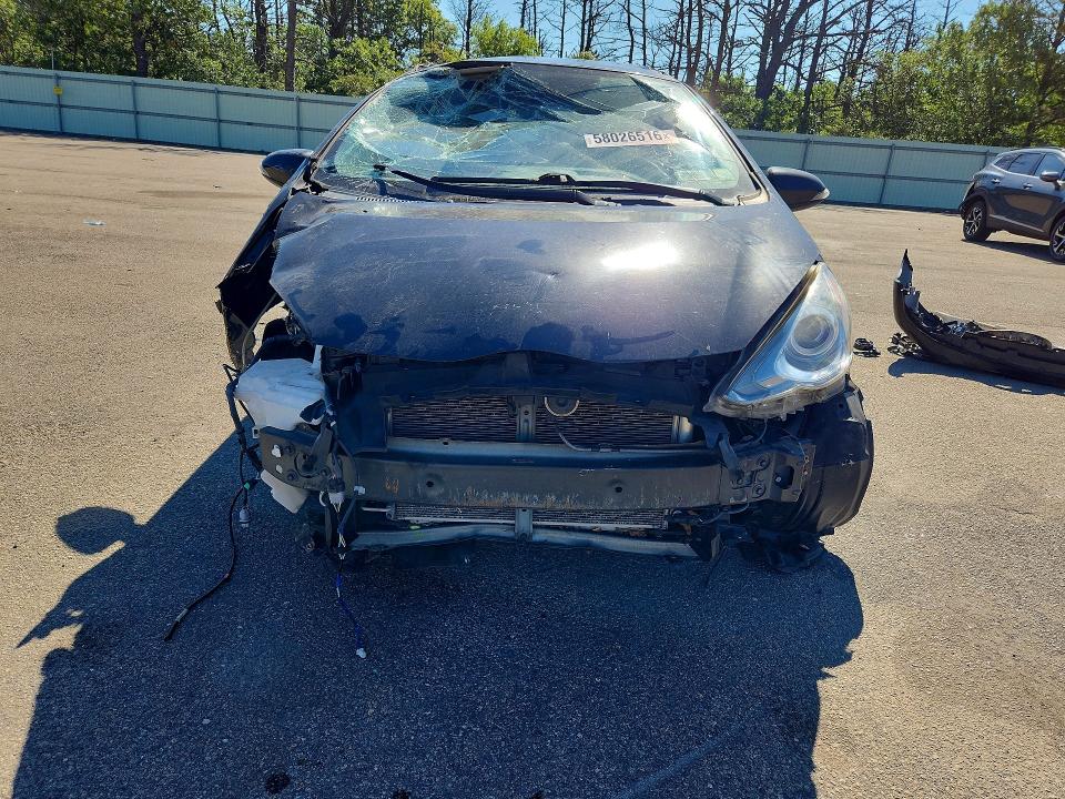 2015 Toyota Prius C მანქანა იყიდება აუქციონზე, vin: JTDKDTB32F1104577, აუქციონის ნომერი: 58026516
