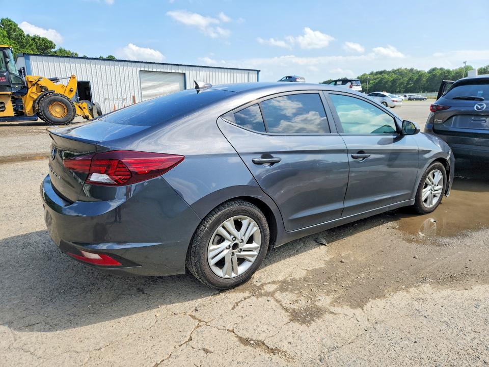 2020 Hyundai Elantra მანქანა იყიდება აუქციონზე, vin: 5NPD84LF5LH586770, აუქციონის ნომერი: 58516626