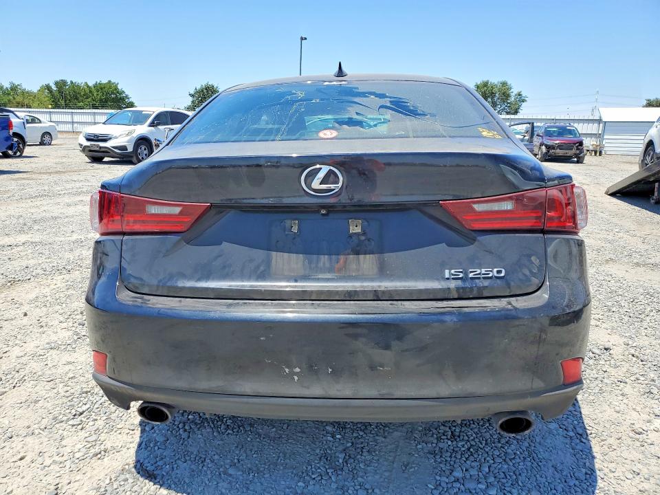 57882756 :رقم المزاد ، JTHBF1D20E5017902 vin ، 2014 Lexus Is مزاد بيع