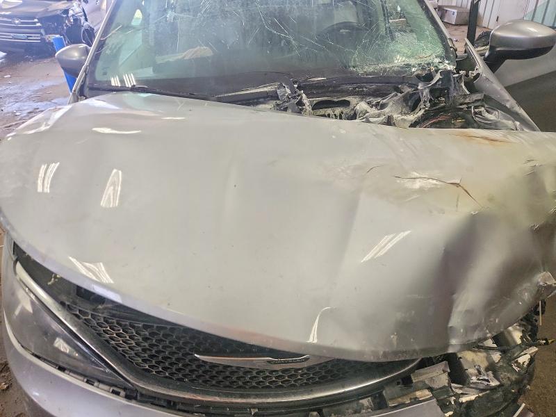 59059426 :رقم المزاد ، 2C4RC1DG0MR521100 vin ، 2021 Chrysler Voyager مزاد بيع