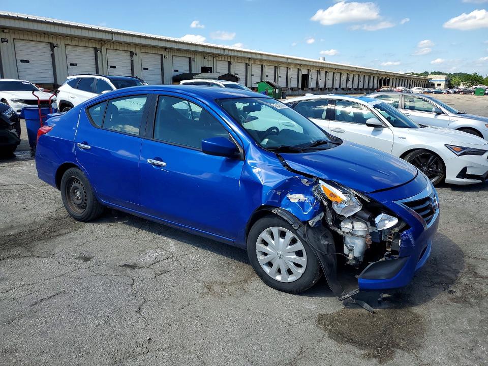 57317836 :رقم المزاد ، 3N1CN7AP6HL870579 vin ، 2017 Nissan Versa مزاد بيع