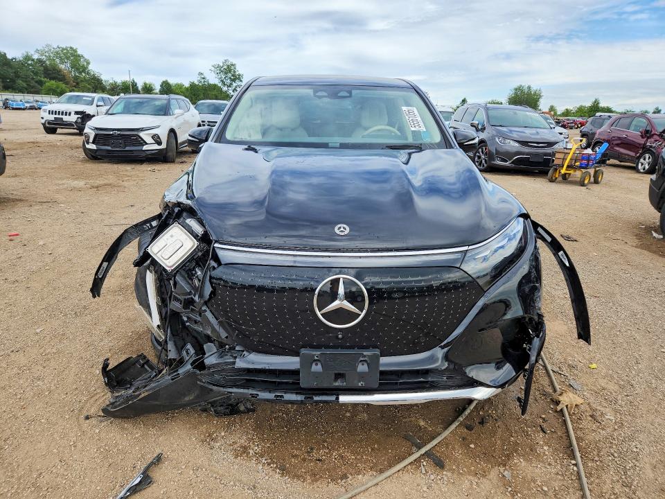 55561056 :رقم المزاد ، 4JGDM2EBXPA027802 vin ، 2023 Mercedes-benz Eqs Suv مزاد بيع