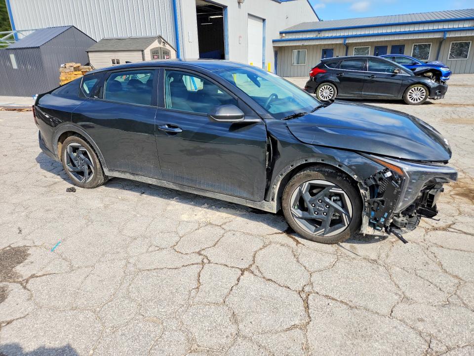 Продажа на аукционе авто 2025 Kia K4, vin: 3KPFU4DE7SE142769, номер лота: 56850066
